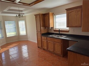 2013 Harvard Ave in McAllen, TX - Building Photo - Building Photo