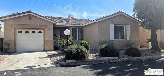 65565 Acoma Ave in Desert Hot Springs, CA - Building Photo - Building Photo
