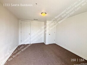 1333 Santa Barbara St in San Antonio, TX - Building Photo - Building Photo