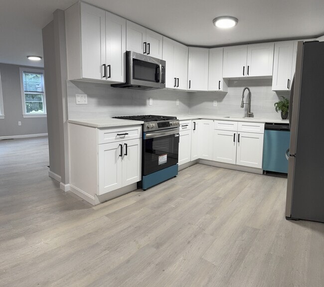 13 Hamilton St, Unit 1