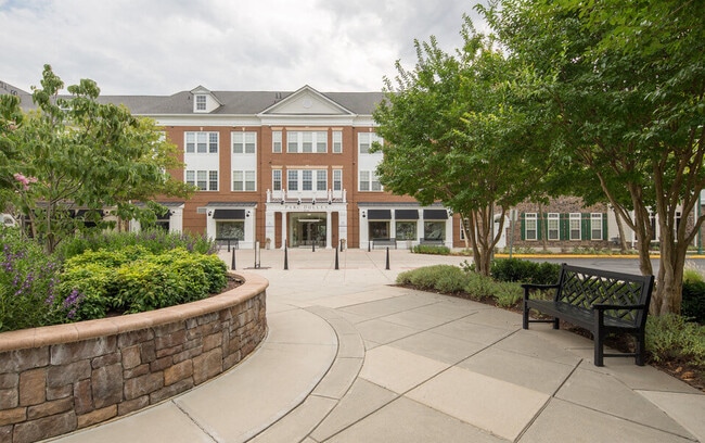 Lerner Parc Dulles in Sterling, VA - Foto de edificio - Building Photo