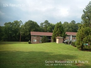 124 Fidelity St in Carrboro, NC - Building Photo - Building Photo