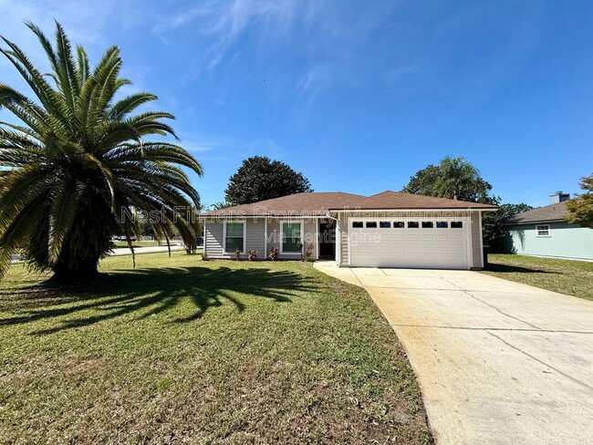 4578 Blue Stream Ln N in Jacksonville, FL - Foto de edificio - Building Photo