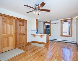 27 Phillips St, Unit 1 in Boston, MA - Building Photo