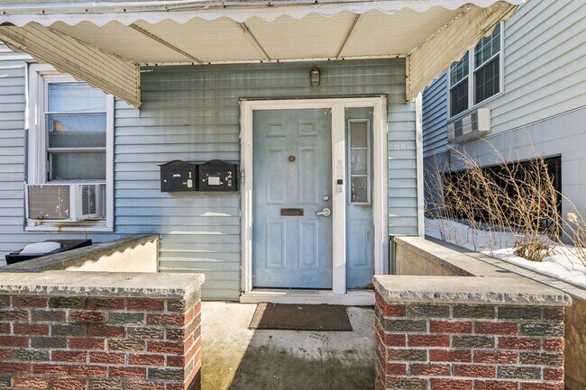 66 Chestnut Ave in Jersey City, NJ - Building Photo - Building Photo