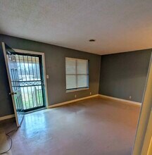 105-107 Crestview Dr in Dyer, TN - Building Photo - Building Photo