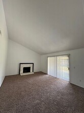 6512 Cadiz Cir in Huntington Beach, CA - Building Photo - Building Photo