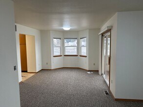 903 Crestview Ln in Mount Vernon, WA - Building Photo - Building Photo