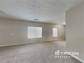 120 Astilbe Meadow Dr in Locust Grove, GA - Building Photo - Building Photo