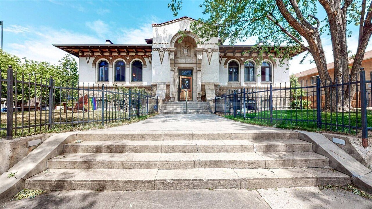3354 High St in Denver, CO - Building Photo