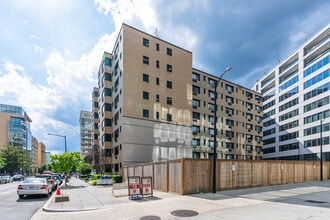 The President Condo in Washington, DC - Building Photo - Building Photo