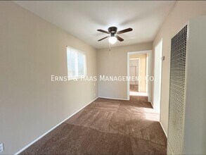 510 Roycroft Ave in Long Beach, CA - Building Photo - Building Photo