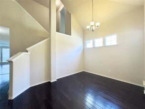 5033 Bomford Dr in Fort Worth, TX - Foto de edificio - Building Photo
