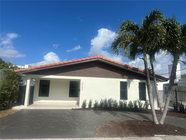 3983 SW 2nd St in Coral Gables, FL - Building Photo - Building Photo