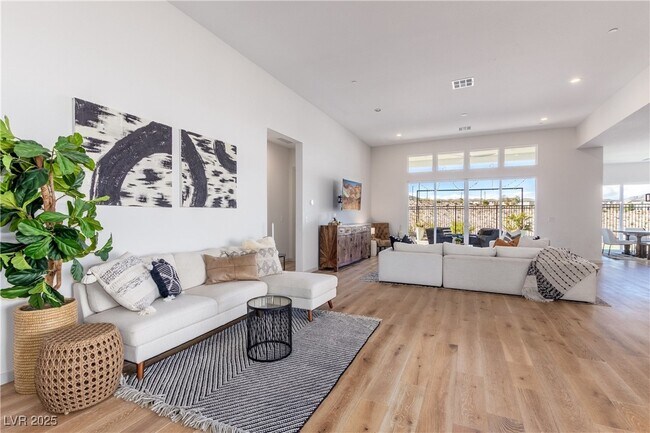 property at 2731 Canvas Sky St