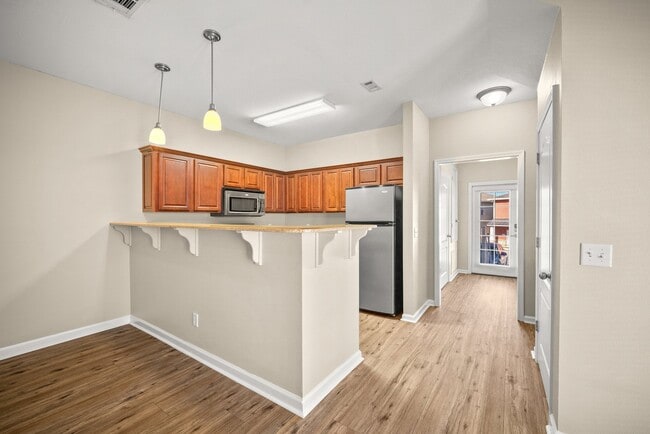 810 Arbor Lake Dr in Crestview, FL - Foto de edificio - Building Photo