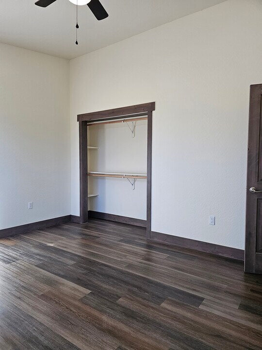 2870 W Villa Loop in Show Low, AZ - Building Photo