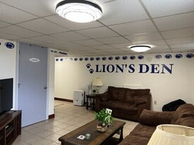 103 N 6th Ave in Altoona, PA - Building Photo