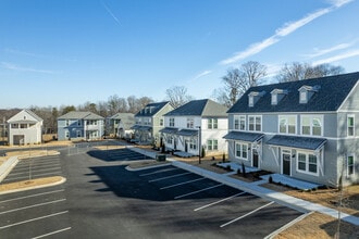 LEO Jamestown in Greer, SC - Foto de edificio - Building Photo