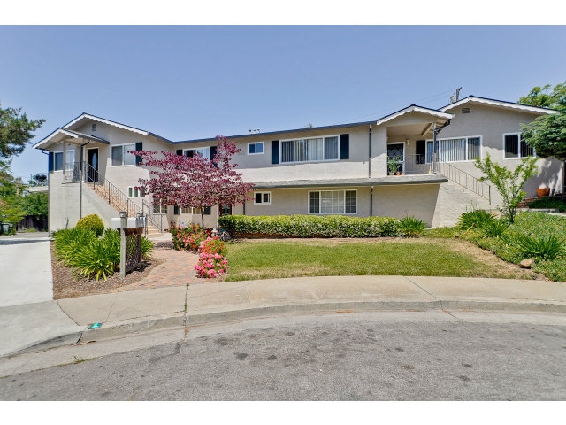 10201 Viceroy Ct in Cupertino, CA - Foto de edificio