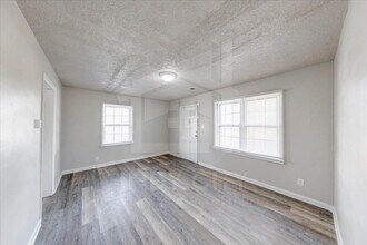 2854 S Keystone Ave in Indianapolis, IN - Building Photo - Building Photo