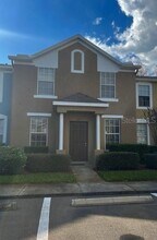 1135 Baronscourt Dr in Zephyrhills, FL - Building Photo - Building Photo