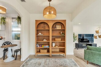 4853 Twain Ave in San Diego, CA - Building Photo - Building Photo