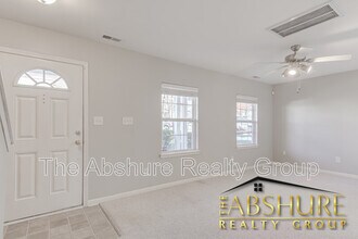 5223 Malik Dr in Durham, NC - Building Photo - Building Photo