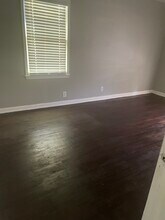 2023 Wells Dr SW in Atlanta, GA - Building Photo - Building Photo