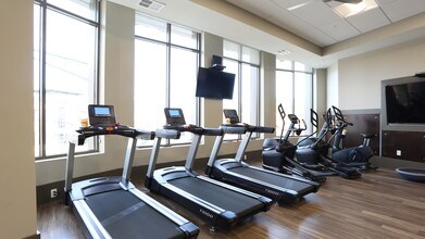 Wilson Place in Columbus, OH - Foto de edificio - Interior Photo