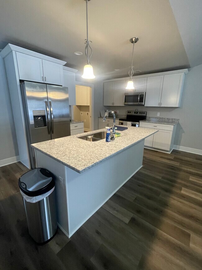 635 Owen St Rentals in Lake Mills, WI