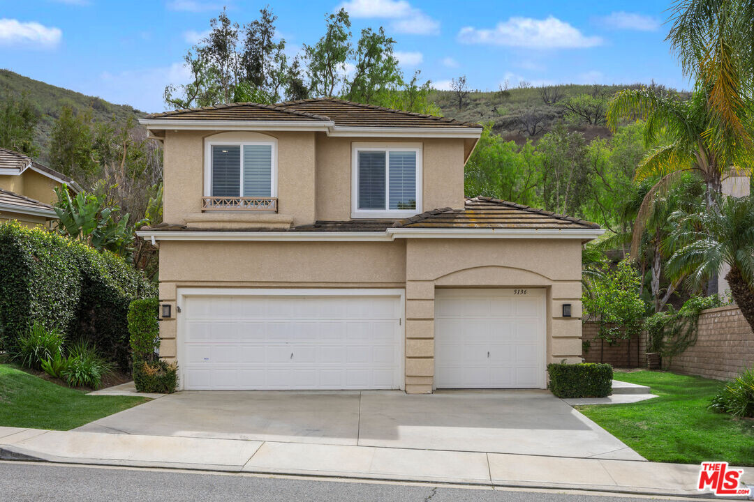 5136 Pesto Way in Oak Park, CA - Building Photo