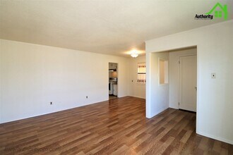 1924 Sequoia in Redding, CA - Building Photo - Building Photo