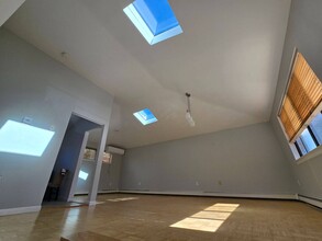 85 Venice Ave in Staten Island, NY - Foto de edificio - Building Photo