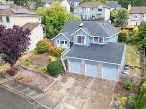 15926 SW Hampshire Terrace in Tigard, OR - Building Photo - Building Photo