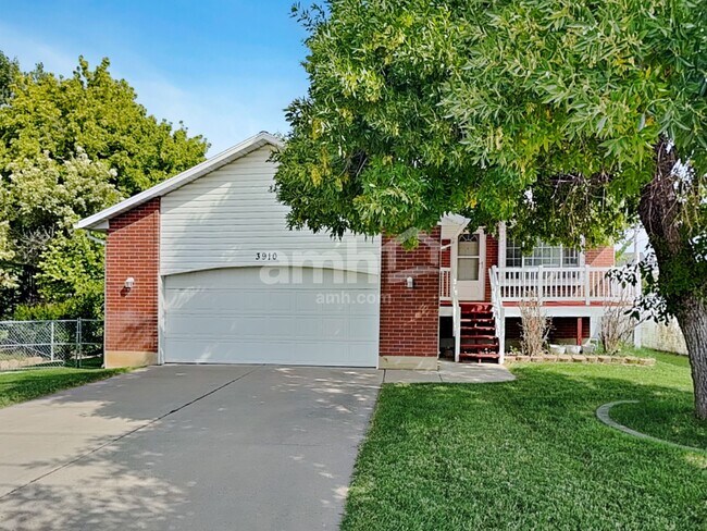 property at 3910 W 4800 S