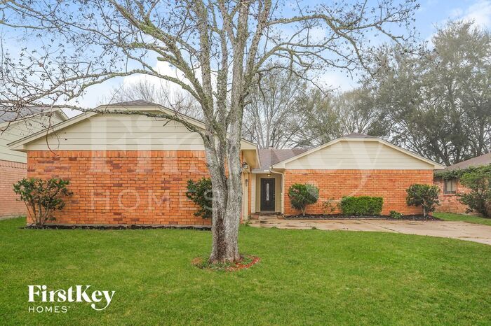 2334 Webster Ranch Rd in Friendswood, TX - Building Photo