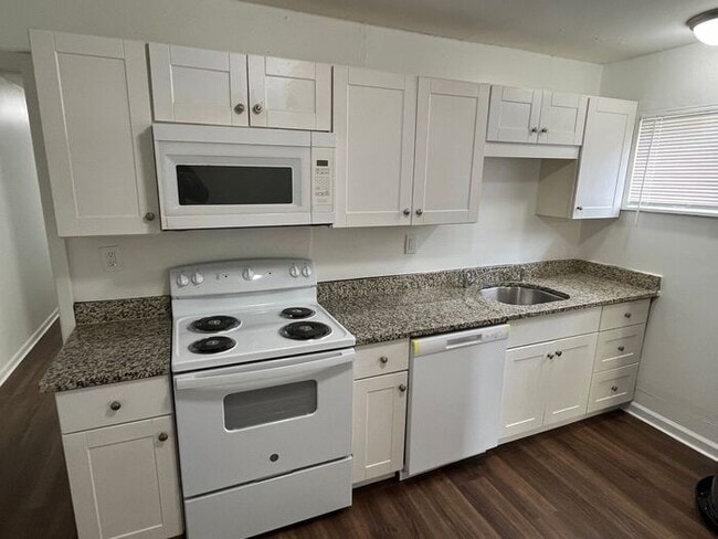 2011 Milne St in Chattanooga, TN - Building Photo - Building Photo