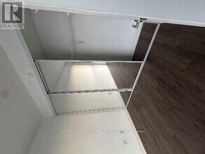 349 Rathburn Rd W in Mississauga, ON - Building Photo - Building Photo