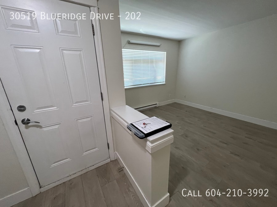 30519 Blueridge Dr in Abbotsford, BC - Building Photo