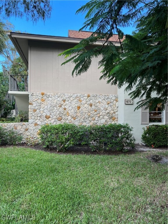 1970 Bald Eagle Dr in Naples, FL - Foto de edificio - Building Photo