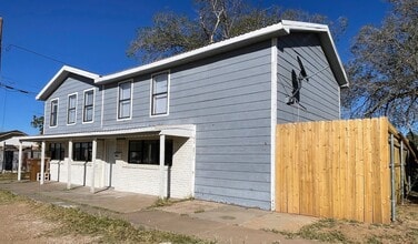1207 Donley St in Big Spring, TX - Building Photo - Building Photo