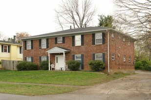 2505 Hermitage Way in Louisville, KY - Building Photo