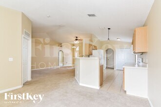 3634 Queens Cove Blvd in Winter Haven, FL - Building Photo - Building Photo