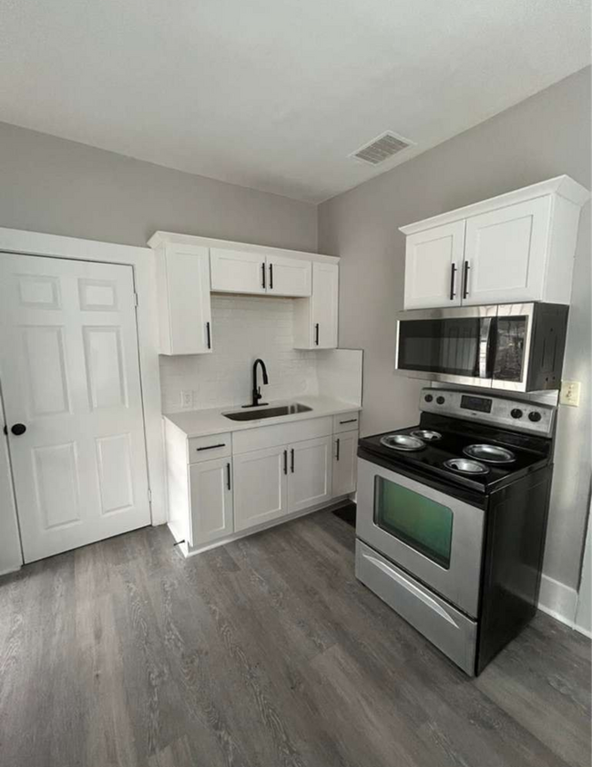 1314 S East St in Indianapolis, IN - Building Photo - Building Photo