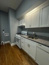 160 4th St Ne, Unit 2 in Atlanta, GA - Building Photo - Building Photo