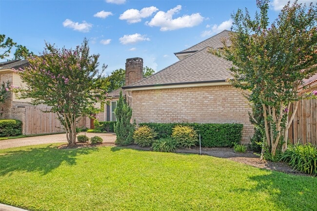 property at 1246 Trace Dr