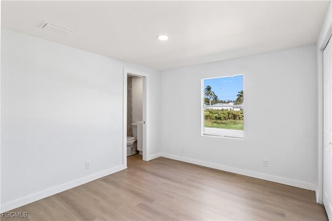 property at 11217 Stringfellow Rd