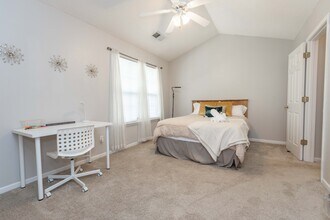 10531 Prairie Ridge Ln in Charlotte, NC - Building Photo - Building Photo