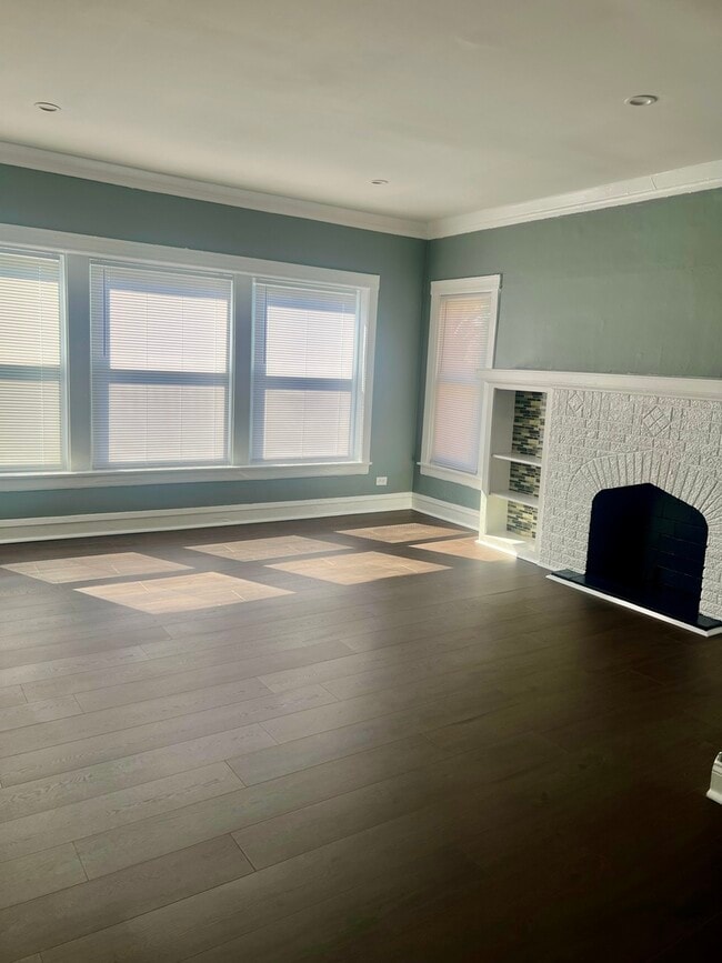 47 S 20th Ave in Maywood, IL - Building Photo - Building Photo